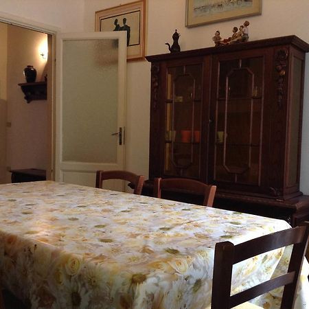 Casa Sara Villa Viareggio Cameră foto