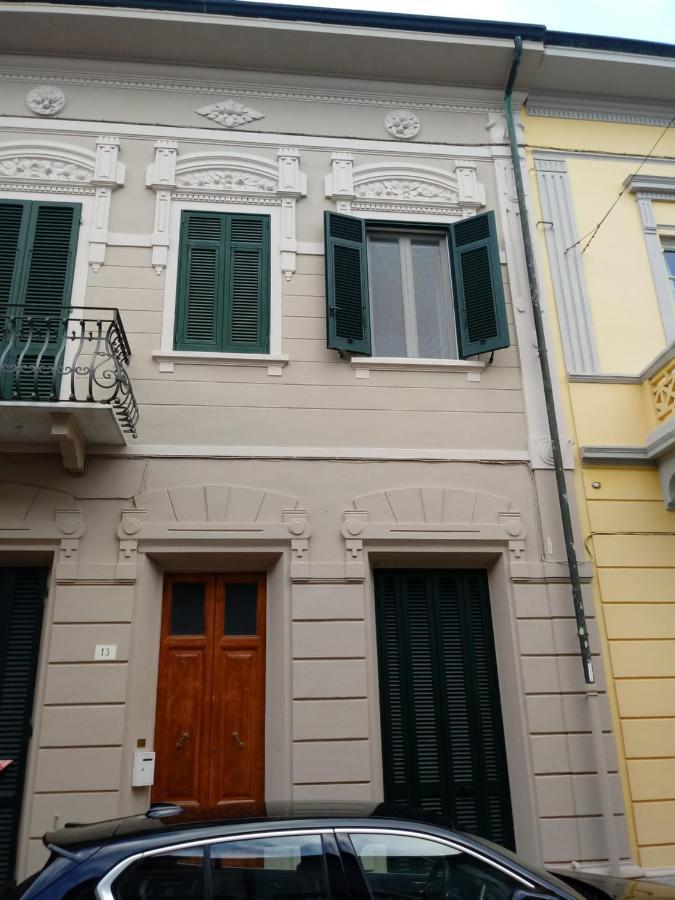 Casa Sara Villa Viareggio Exterior foto