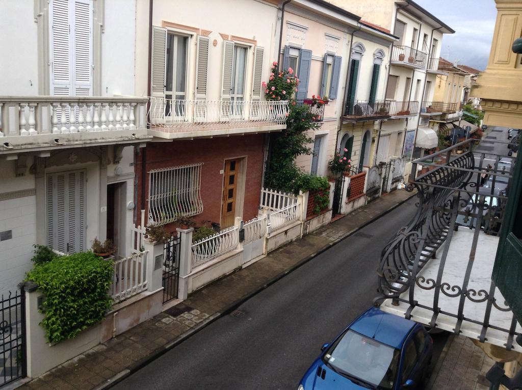 Casa Sara Villa Viareggio Cameră foto